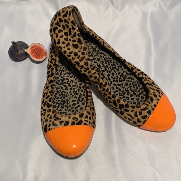 Jessica Simpson Leopard Print Flats - Picture 4 of 5